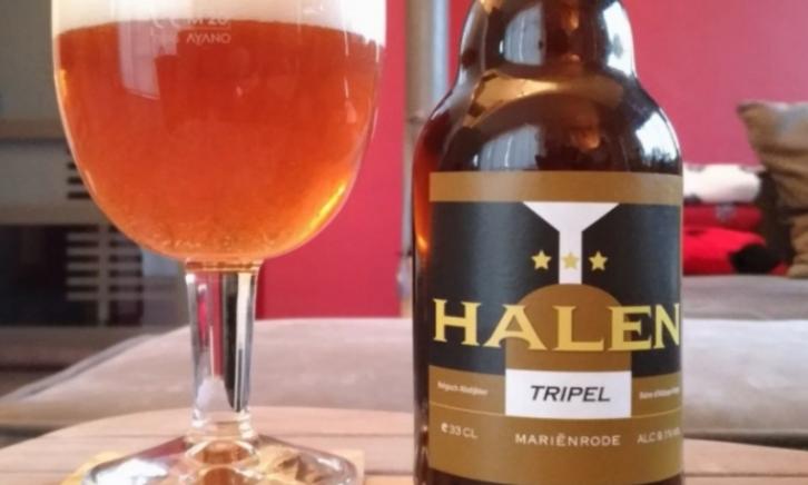 Halen Tripel flesje en glas